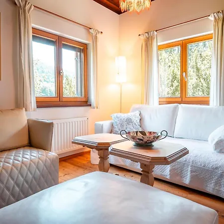 Haus Uschi *